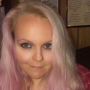 Meet your Posher, Vicki